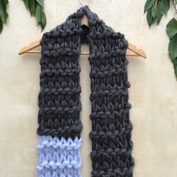 NWT South Moon Under Color Block Chunky Knit Scarf - Picture 5 of 6